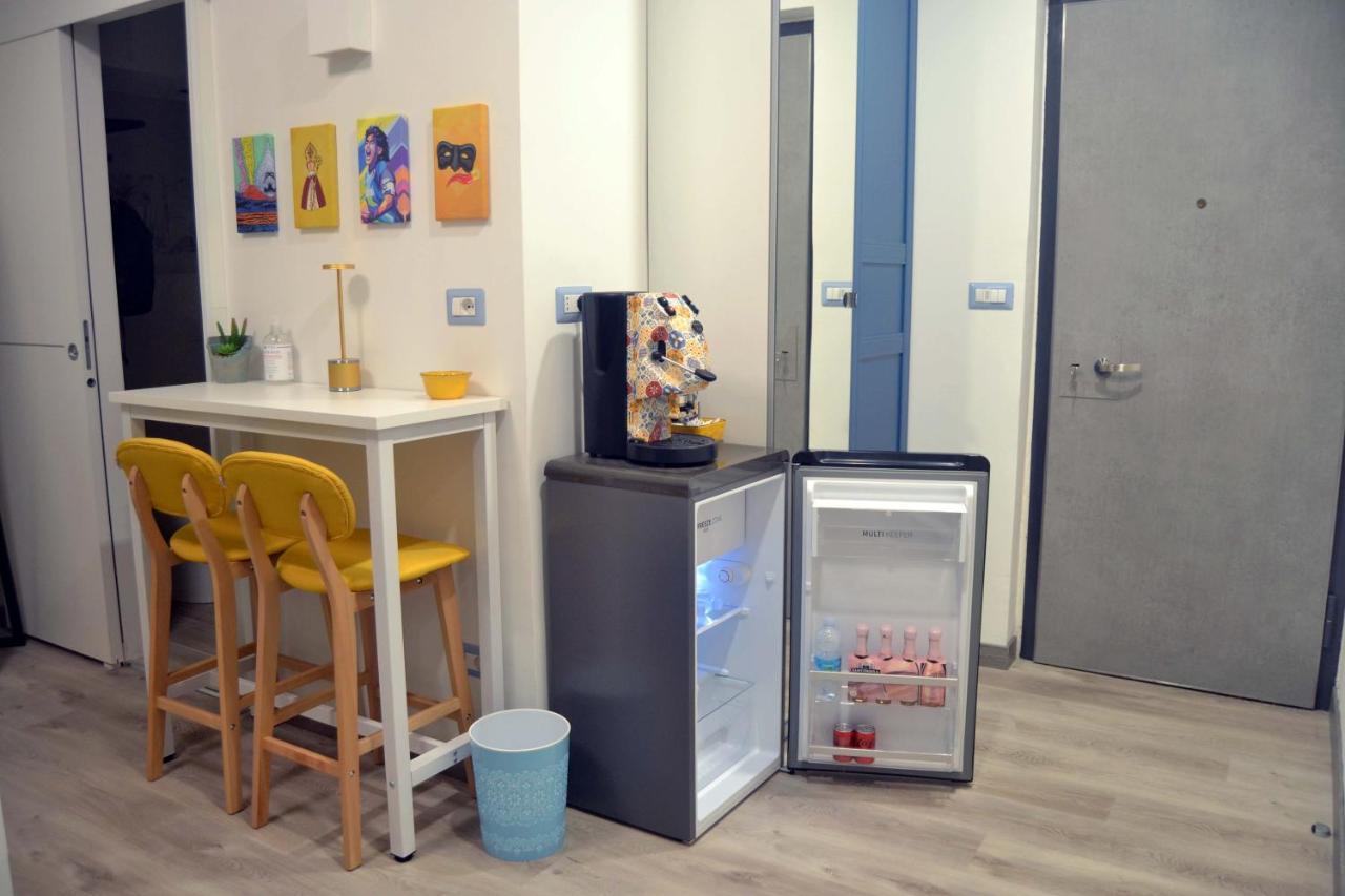 Room&Chiaia Naples Exterior photo