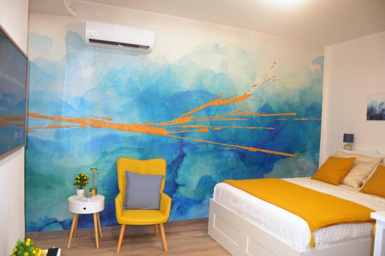 Room&Chiaia Naples Exterior photo